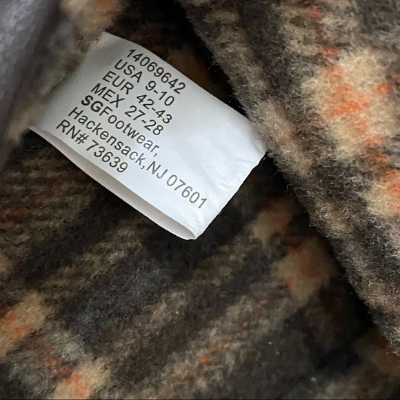 Signature Levi Strauss Brown Plaid House Slippers - Picture 9 of 12